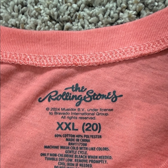 Women’s Graphic Tee Bundle size XXL - Picture 5 of 12